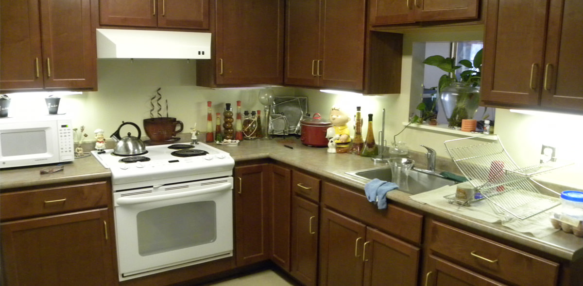 Brown Street Apartments Kitchen