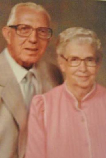 Twelve Oaks resident Annie and Roy Riggs 