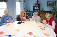 Westwood Commons Thanksgiving Craft with Roberts Wesleyan College