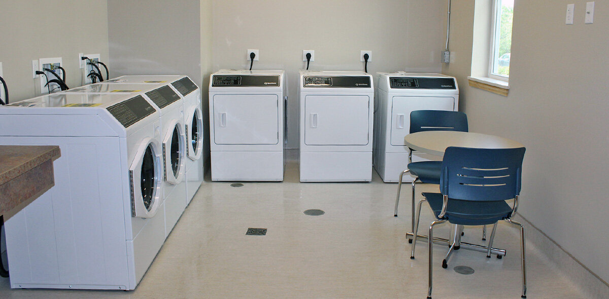 Holland Circle Apartments Laundry Room